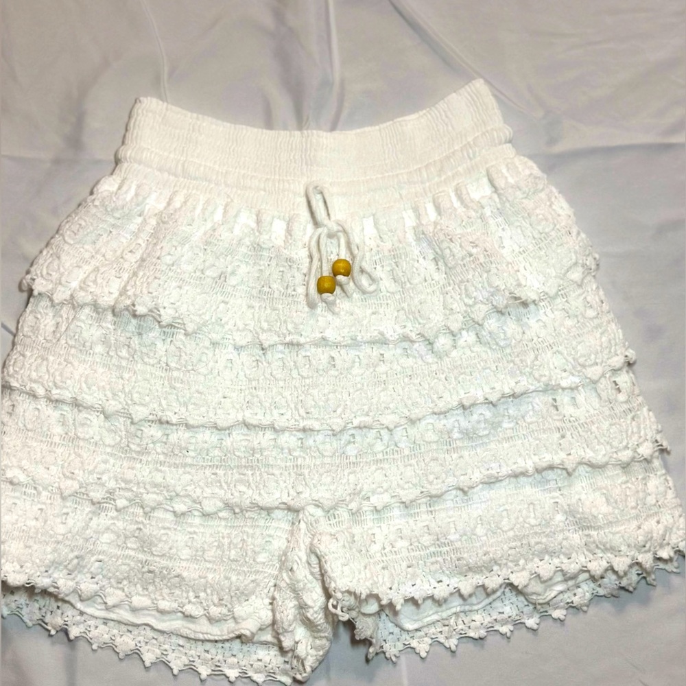 White Crochet Ruffle Shorts - Unbranded